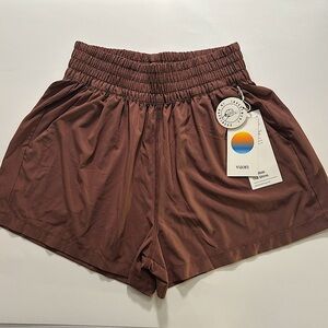 NWT Vuori Villa Short Hazelnut Size XS Women’s
